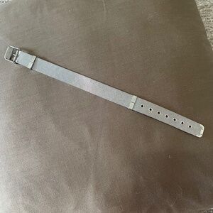 Rustic Cuff Silver Mesh Bracelet Buckle Closure Excellent Condition